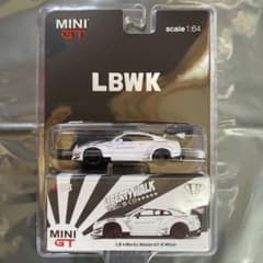 MINI GT LB Works Nissan GT R White 68 - メルカリ