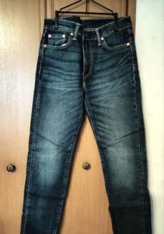 LEVI'S 510 濃色ブルー 30インチ スキニーのサムネイル