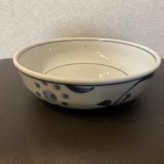 砥部焼梅山窯　鉢のサムネイル