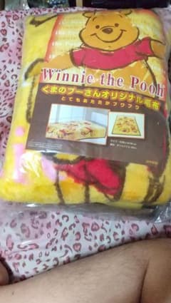 ウォルト・ディズニー、プーさんオリジナル毛布。のサムネイル