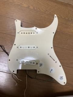 ストラトキャスター　アッセンブリー　ジャンク　ベアナックル　fenderのサムネイル