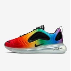 NIKE エアマックス720 BETRUEのサムネイル