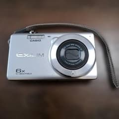 CASIO EXILIM EX-ZS27 - メルカリ