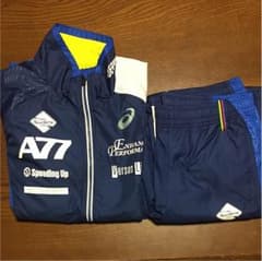 asics A77 ウインドブレーカーのサムネイル