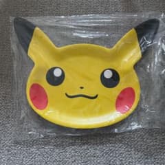 ＃メルカリ出品大会　ピカチュウのプラスチックプレートのサムネイル
