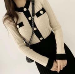 F 大人気 韓国 ニット カーディガン & ロングスカート セットアップ パールのサムネイル