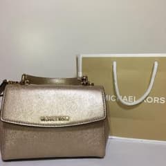 【美品】MICHAEL KORS ショルダーバッグのサムネイル