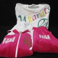 E-girlsメンバー着用 EXILE ピンクジャージのサムネイル