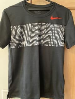 NIKE ナイキ Tシャツのサムネイル