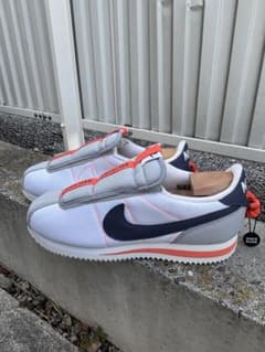 Nike House Shoes ケンドリックラマーのサムネイル