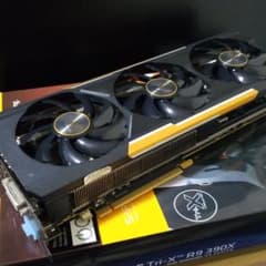 RADEON R9 390Xのサムネイル