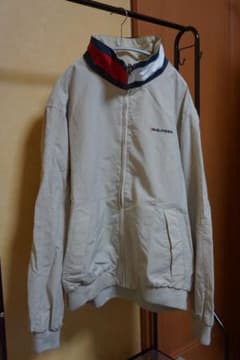 TOMMY HILFIGER トミーヒルフィガー ナイロンジャケットのサムネイル
