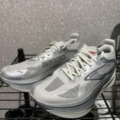 【26.0cm】 BROOKS ハイペリオンマックス3のサムネイル