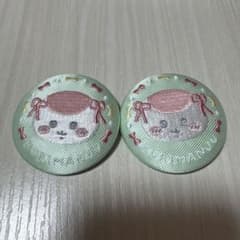 ちいかわ くりまんじゅう 刺繍缶バッジのサムネイル