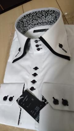 【新品/M】TETE HOMME ドレスシャツ 白×ブラック 長袖のサムネイル