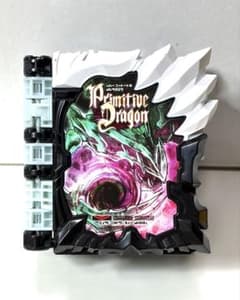 仮面ライダーセイバー　DXプリミティブドラゴン　ワンダーライドブックのサムネイル