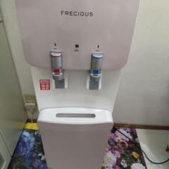 FRECIOUS ウォーターサーバー WFD-1040 床置きタイプ FRECIOUS ウォーターサーバー WFD-1040 床置きタイプ - メルカリ