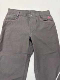 グレー スリムフィットパンツ ピンクステッチのサムネイル