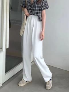 ハイウエスト/ストレートパンツ/タック入り/着痩せのサムネイル