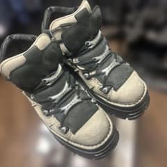 【あおばくん着用】NEW ROCK サイズ43 希少カラー プレ値80,000 あおばくん着用】NEW ROCK サイズ43 希少カラー 美品 箱付き - メルカリ