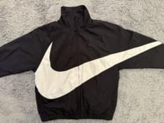 NIKE ナイキ ビッグスウォッシュ ナイロンジャケット 黒　Lサイズのサムネイル