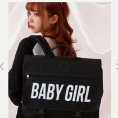 w♡c ナイロンスクエアリュックのサムネイル