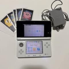 Nintendo 3DS 本体 ホワイト 充電器セットのサムネイル
