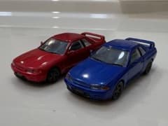 【2種セット】日産 スカイライン GT-R (R32) 赤・青／訳ありのサムネイル