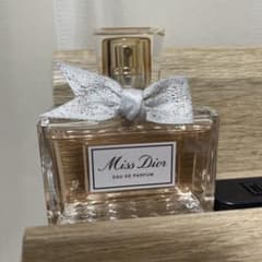 Miss Dior Eau de Parfum リボン付　50mlのサムネイル