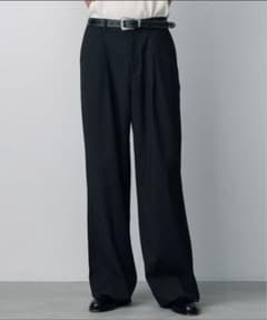 LURAKU One tuck straight slacks スラックス - メルカリ