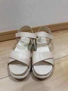 ZEROGRANDサンダルのサムネイル