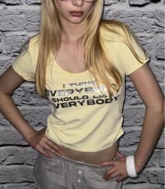 SHAGGIE⭐︎ イエロー シルバースクープネック Tシャツ⭐︎y2k⭐︎平成ギャルのサムネイル