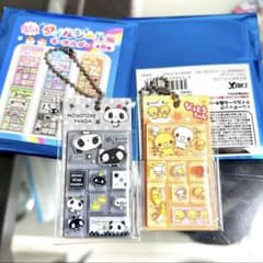 タイルシール風キーホルダー　2個セットのサムネイル