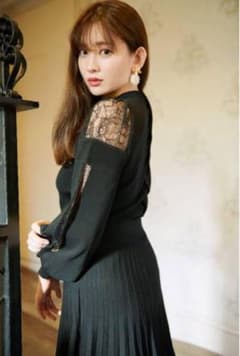 Herlipto Shoulder Lace Knit Dress ワンピースのサムネイル