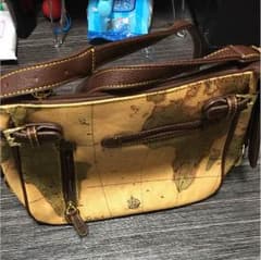 ショルダーバッグのサムネイル