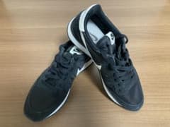 NIKE スニーカー 黒 タウンシューズのサムネイル