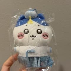 ちいかわ　ハチワレ韓国オリジナル韓服マスコット　ぬいぐるみキーリング　韓国限定のサムネイル