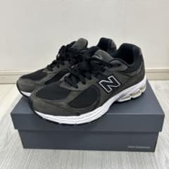 New Balance 2002RBのサムネイル