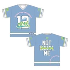 ノイミー メンバーカラーユニフォームTシャツ 尾木波菜 XLのサムネイル