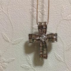 ブラウン系ダイヤモンドクロス  美品  ラストのサムネイル