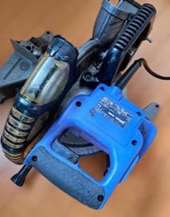 日立工機製の225mm 卓上丸のこ FC 10FA 電動工具のサムネイル