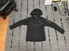 NIKE Tech Fleece テックフリース ブラックのサムネイル