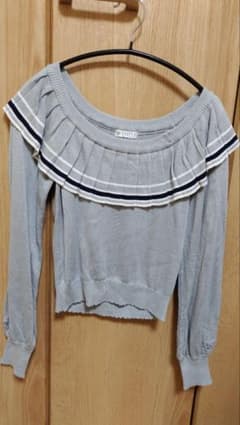 axes femme オフショル風ニット グレー 長袖のサムネイル