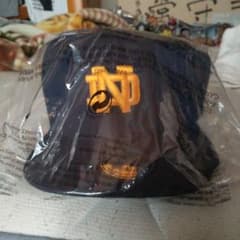 NEW ERA ノートルダム大学 キャップ 帽子のサムネイル