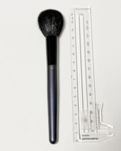 本日迄の出品！クレドポー ボーテ フェイスブラシ 2本セット Clé de Peau Beauté クレドポーボーテ フェイスブラシ 美品 - メルカリ