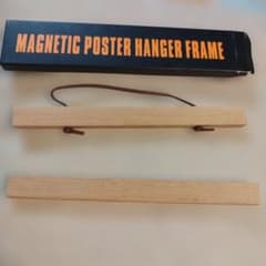 Magnetic Poster Hanger Frame 木製ポスターハンガーのサムネイル