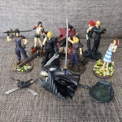 ファイナルファンタジー7 10th ANNIVERSARYフィギュア全8種コンプ