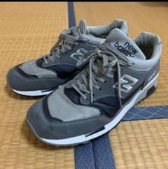 ニューバランス1500グレーのサムネイル