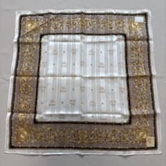 MCM ハンカチ ゴールドチェーン柄 未使用のサムネイル