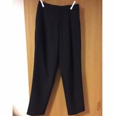 クロップドパンツのサムネイル
